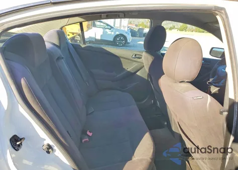 2010 Nissan Altima Hybrid from USA, damaged, VIN 1N4CL2AP7AC133677